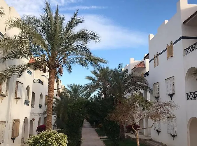 Daire Lovely One Bedroom Within Cozy Compound Including Swimming Pool, Supermarket. Perfect Location At Neama Bay With Access To Public Transportation Şarm El-Şeyh